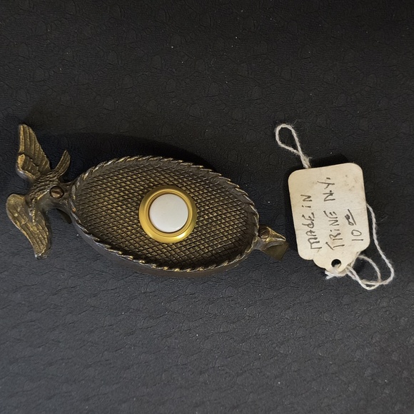 Door bell with mounting screws - Picture 4 of 4